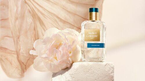 Atelier Cologne 春夏新香「無欲裸芍」全新上市 汲取清晨芍藥的清透瞬間，譜寫感性如「第二層肌膚」的細膩香氣
