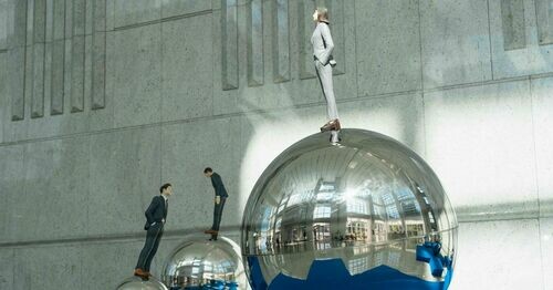 台北101 辦公大樓當代藝術場域 「The Pulse of the City：城市心脈動」展覽 藝術點燃城市感知的詩意與創造力