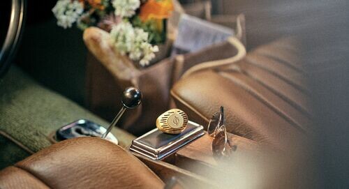 Atelier Cologne 法國歐瓏車用擴香系列全新登場 以香檸檬輪廓為靈感，結合拉絲黃銅匠藝與四大明星香氣，打造隨行感官的低調奢華