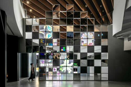  以身體為輸入，走進光影量場 勤美術館 2025 冬季展《Input > Unknown》 11/22 週六正式開幕