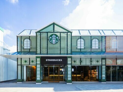 台灣7-ELEVEN 第7,000店「首府門市」,與康是美、星巴克聯合展店
